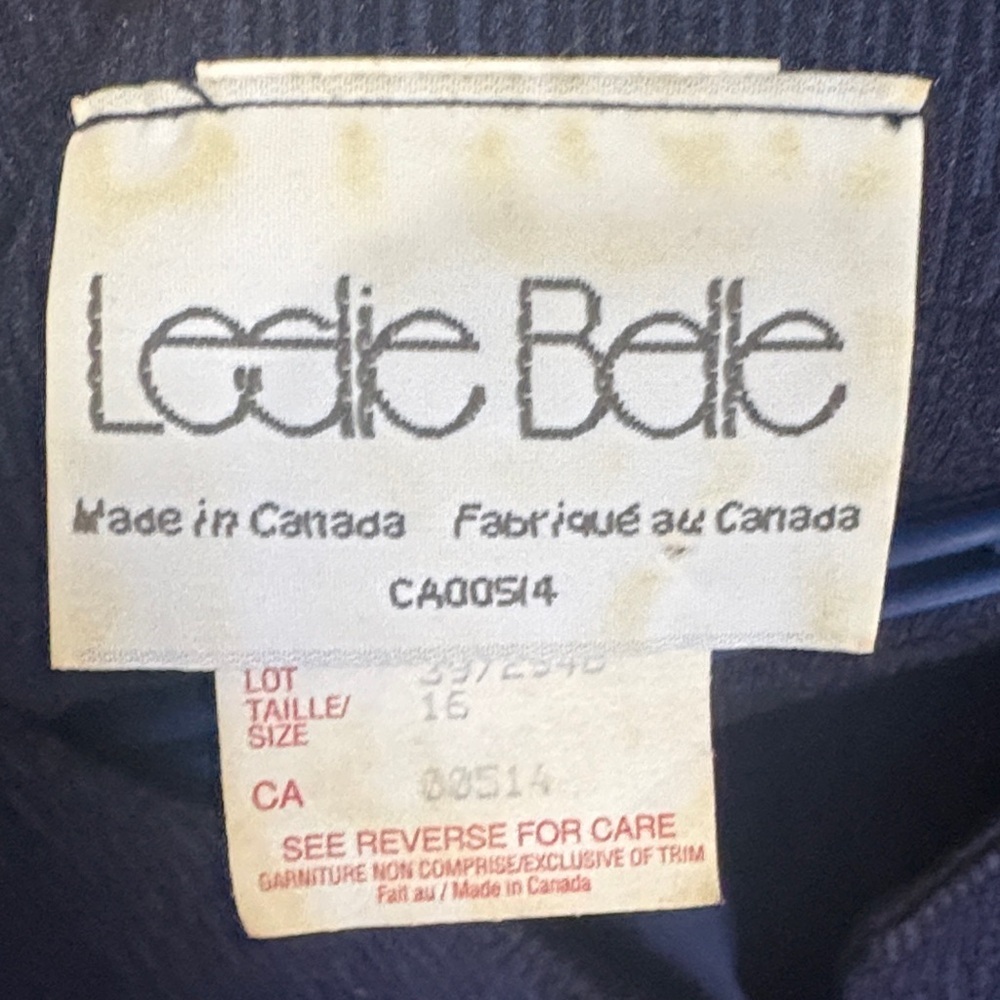 Vintage Leslie Belle Navy Blouse with Gold Buttons - Picture 2 of 5